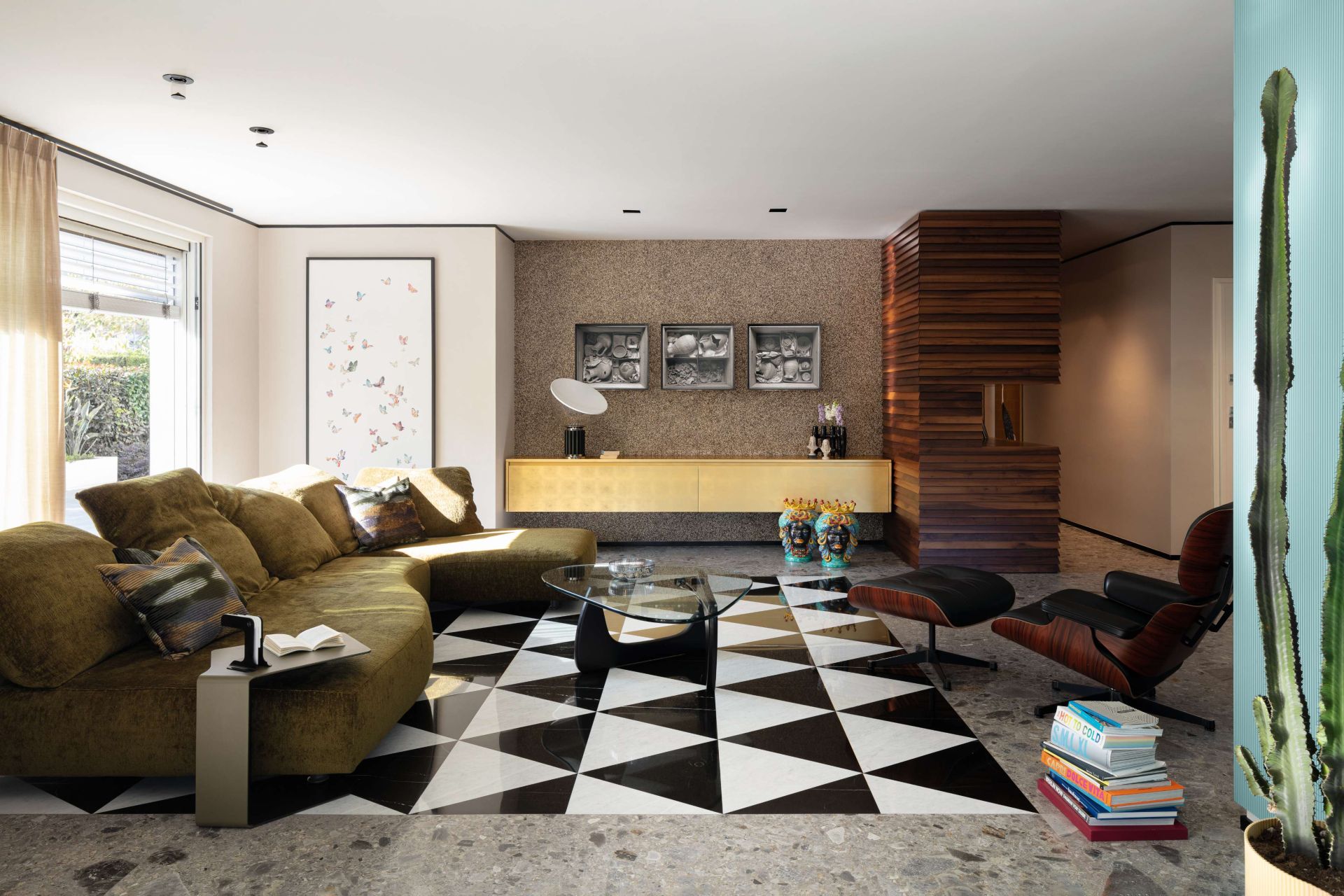 Manifesto House - image 3