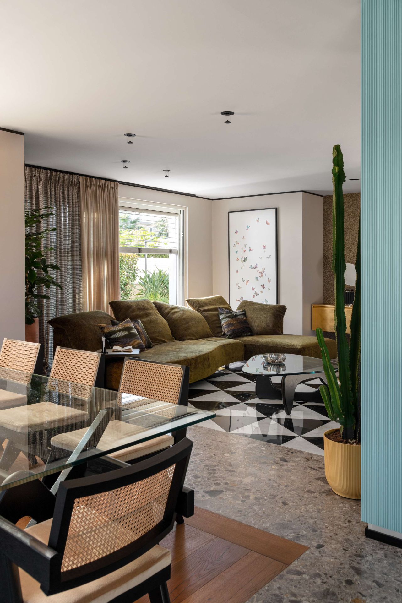 Manifesto House - image 6