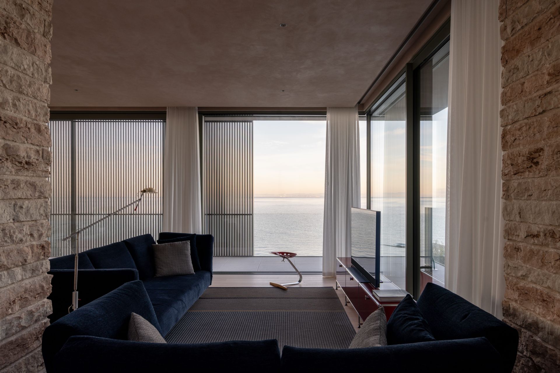Villa EF - image 2