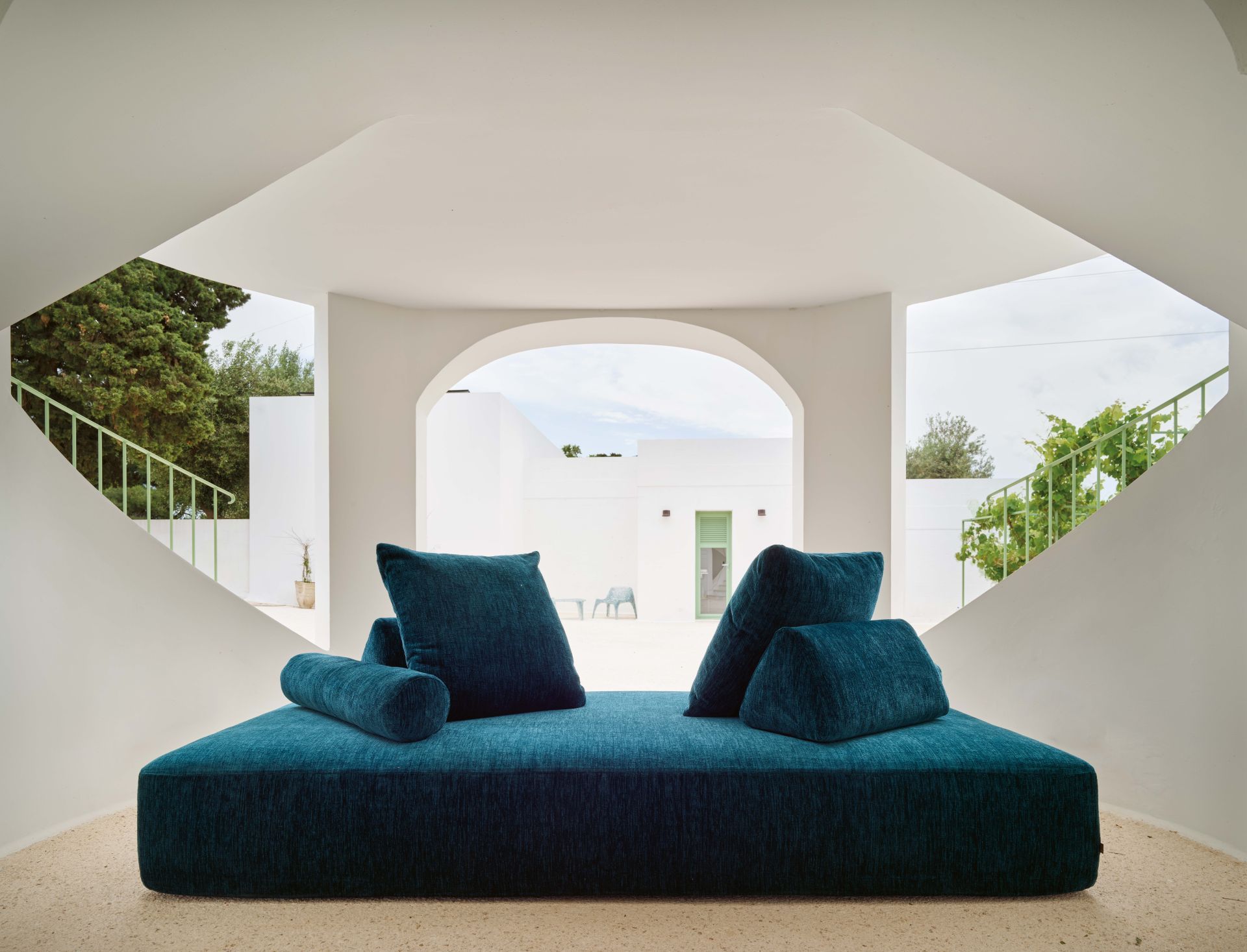 Villa Liberty in Ostuni - image 8