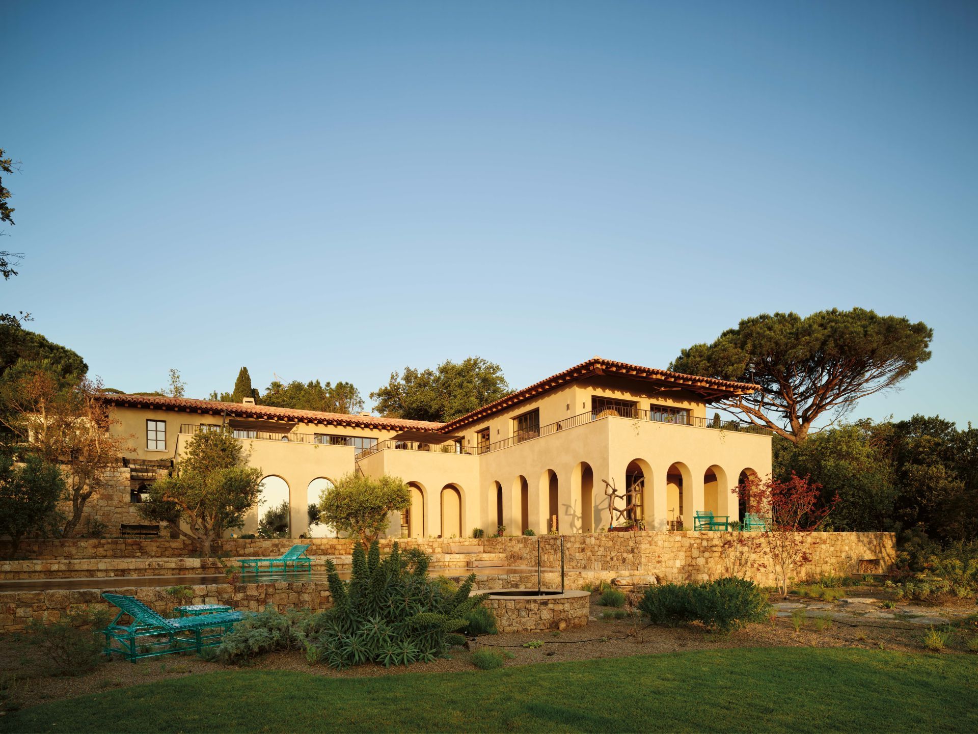 Villa in Saint Tropez - image 3