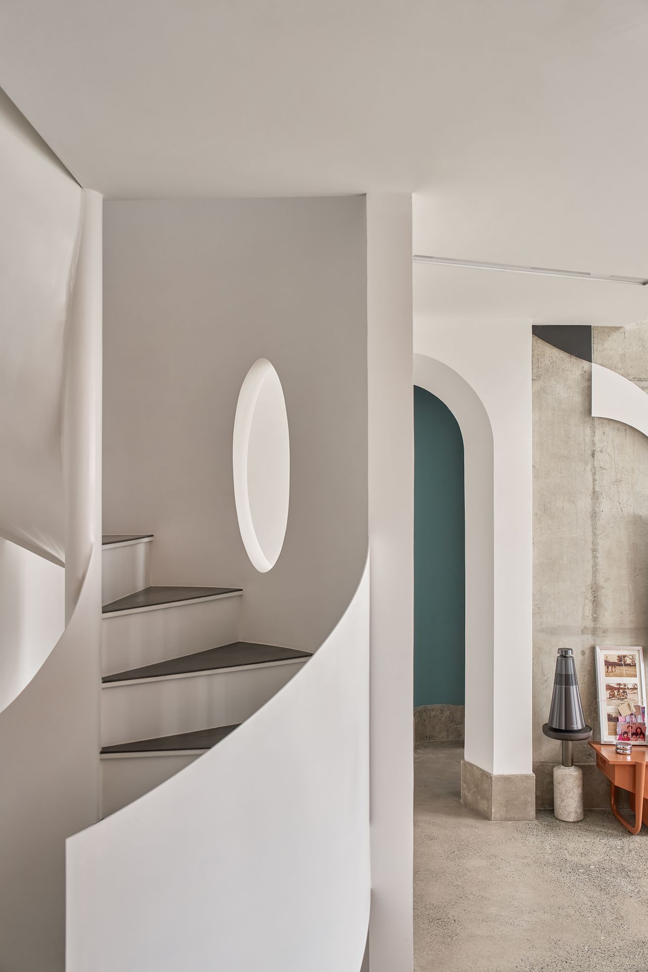 Private Apartment in Vietnam - image 9